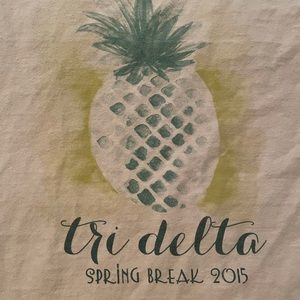 Tridelta tank top
